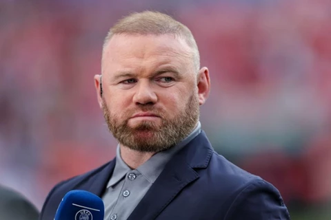   بينهم لوكاكو وإبراهيموفيتش.. روني يكشف الصفقات التي أضرت بمانشستر يونايتد